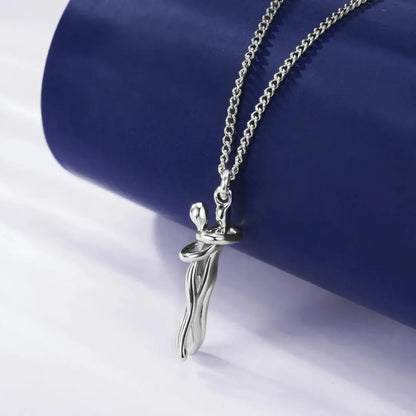 Silver Hug Necklace Darcozza